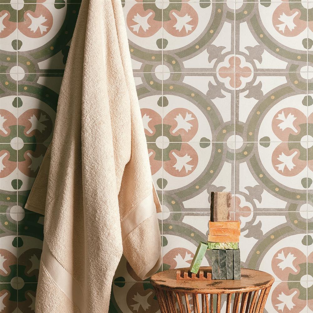 Ammoudi Green patterned tiles